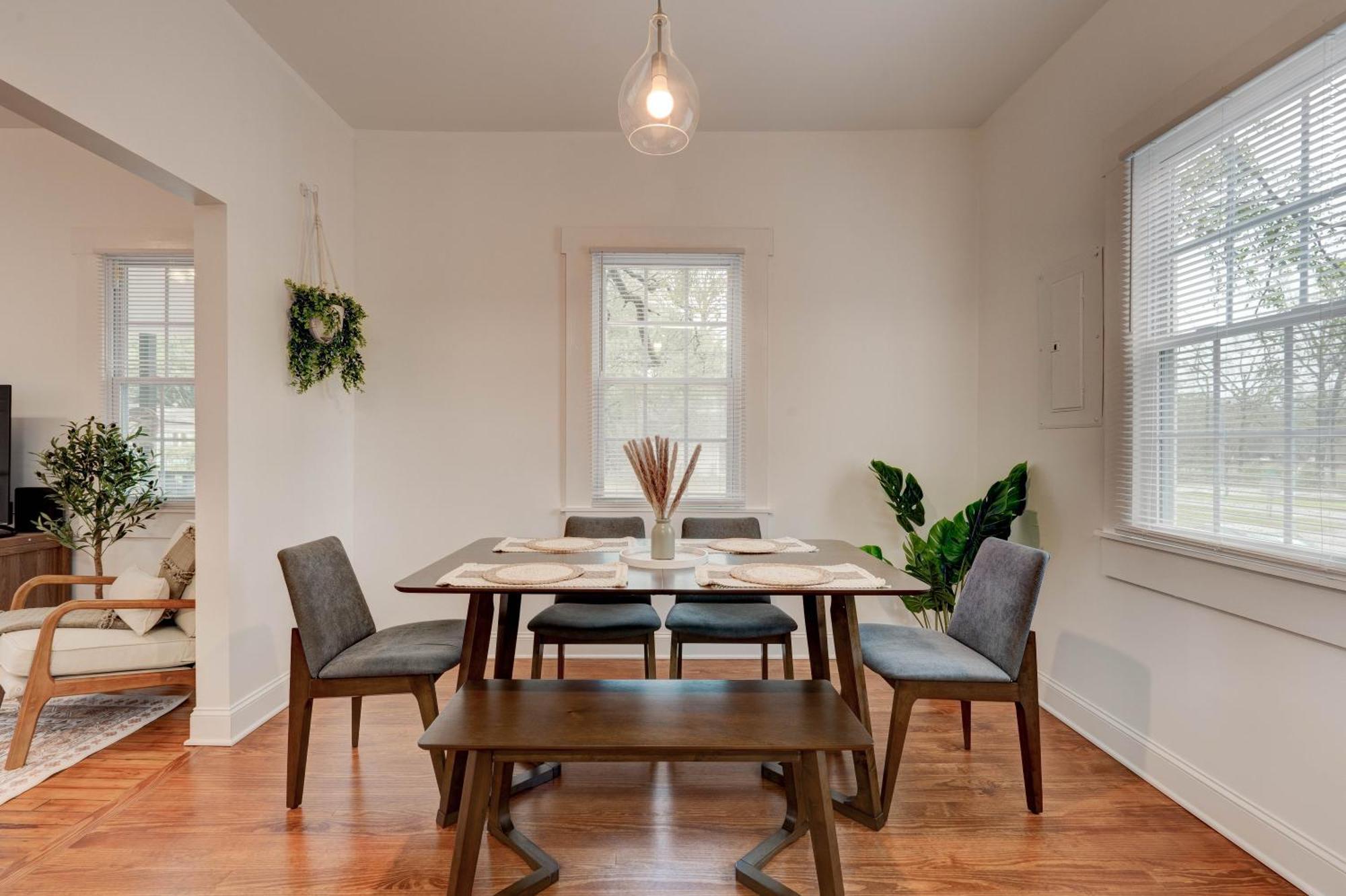 Peaceful Park Circle Getaway Villa Charleston Exteriör bild